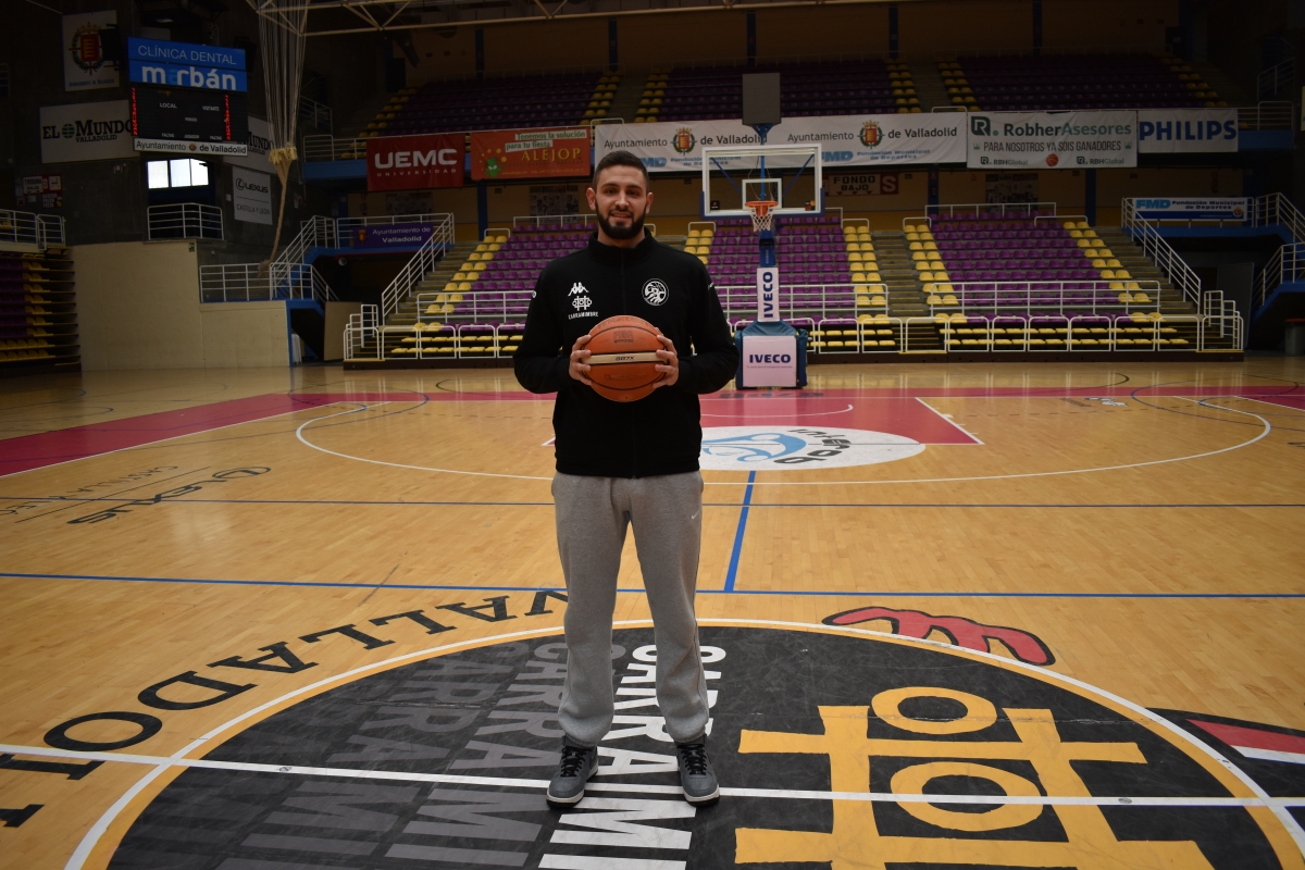 Daniel Astilleros: «Quiero crecer como jugador y como persona»